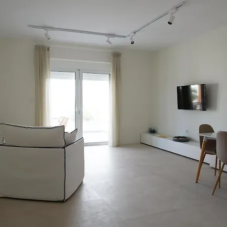 La Mer Bleue Beachfront Boutique Apartments Vrachati Exterior photo